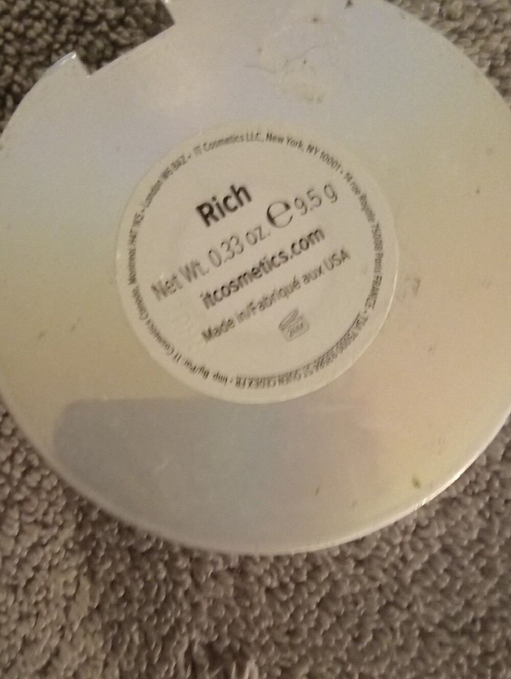 it cosmetics CC+ Airbrush Perfecting Powder - RICH - Picture 4 of 4